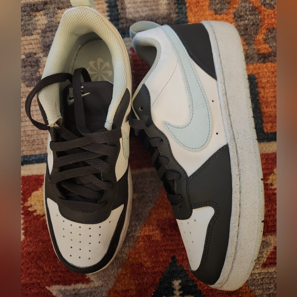 Nike Youth Courtside Borough Lows
